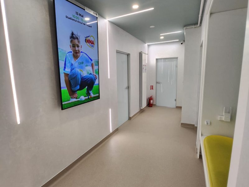 Rețeaua Digitală de Display-uri EkoGroup – Integrarea cu realitatea augmentată și AI