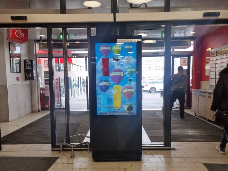 Brașovul devine digital cu Rețeaua DOOH EkoGroup și Ciprian Petrescu